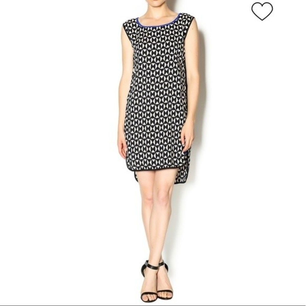 THML Alexis Shift Dress Size Small